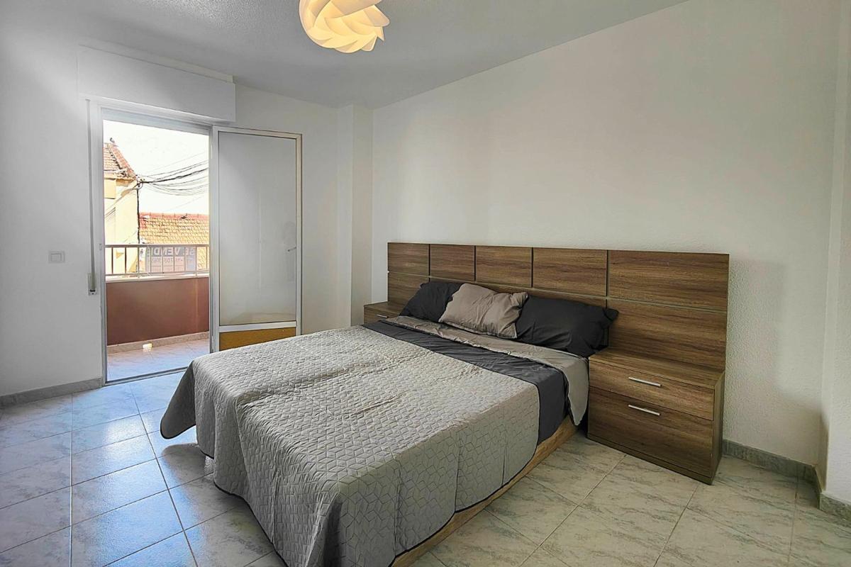 Продажа квартиры на Piso en Calle Concordia, Las Piscinas Naturales, Torrevieja, Торревьеха
 photo 4