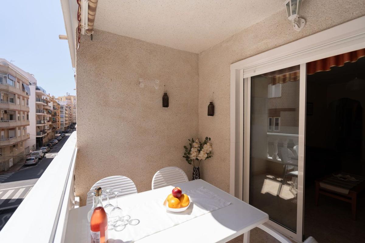 Продажа квартиры на Piso en Calle Bergantin, Playa del Cura, Torrevieja, Торревьеха
photo 1