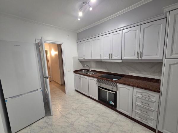 Sale of flat in Piso en Calle Concordia, 50, Las Piscinas Naturales, Torrevieja, Torrevieja
 photo 2