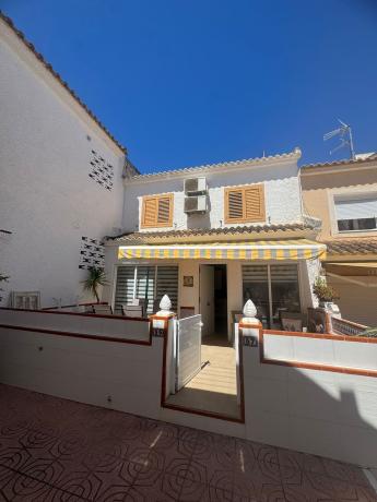 Chalet adosado en Calle Murillo, 3, La Siesta - El Salado - Torreta, Torrevieja photo 1