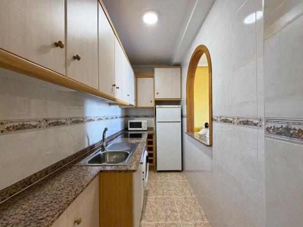 Продажа квартиры на Piso en Calle Vicente Blasco Ibáñez, Playa del Cura, Torrevieja, Торревьеха
thumbnail 2