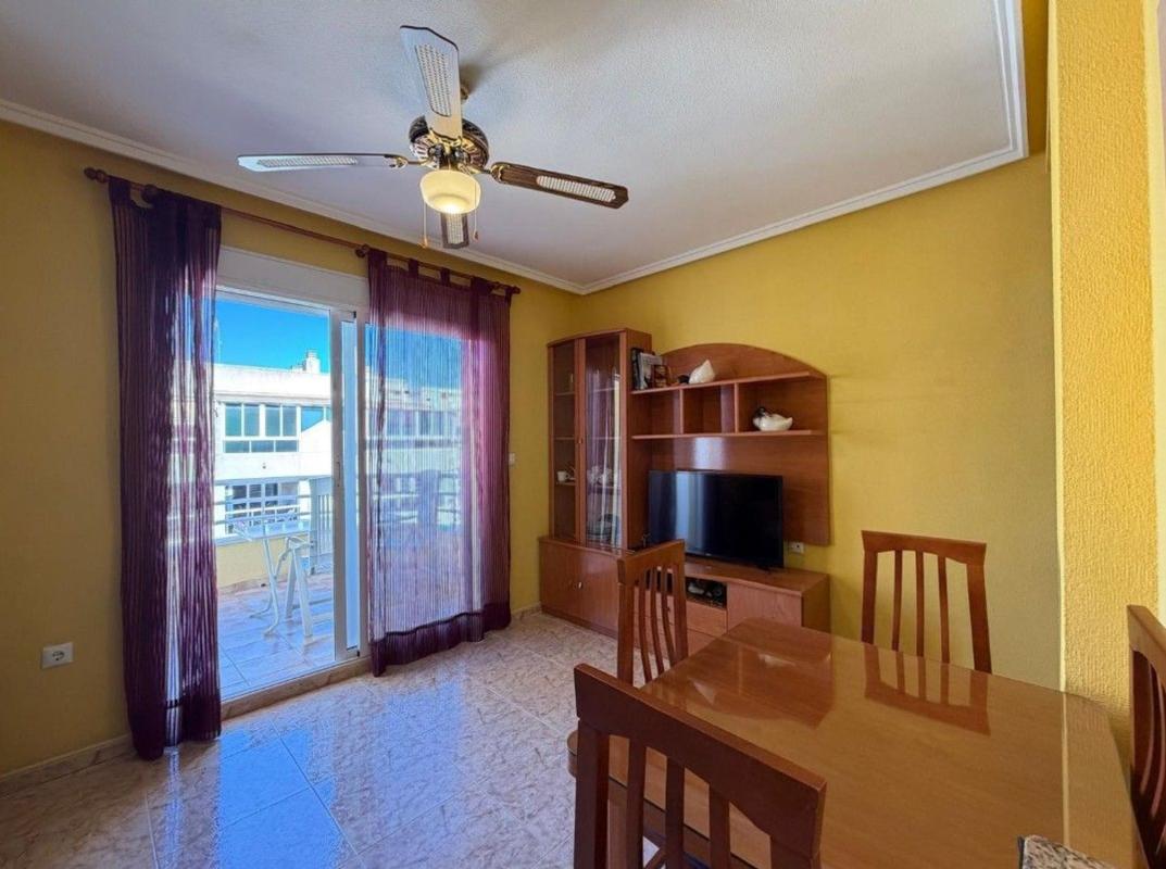 Продажа квартиры на Piso en Calle Vicente Blasco Ibáñez, Playa del Cura, Torrevieja, Торревьеха
photo 5