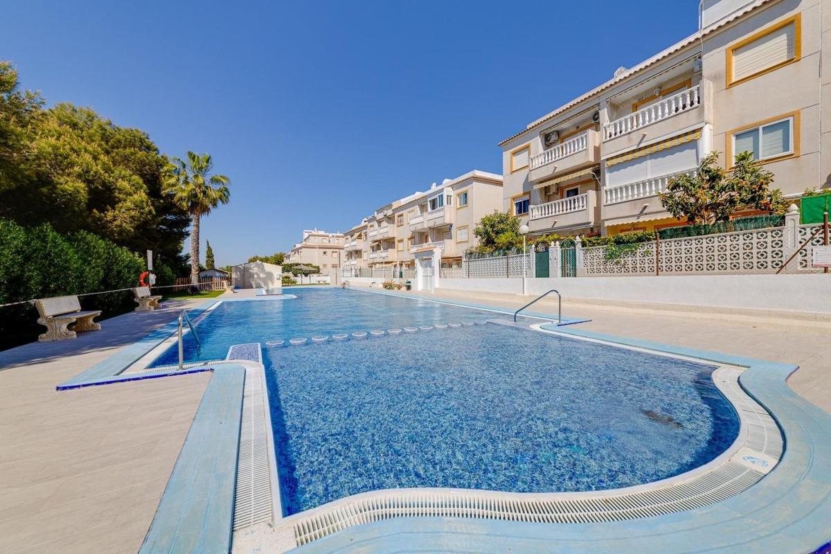 Продажа квартиры на Piso en Avenida Corinto, 2, Torreblanca, Torrevieja, Торревьеха
 photo 4