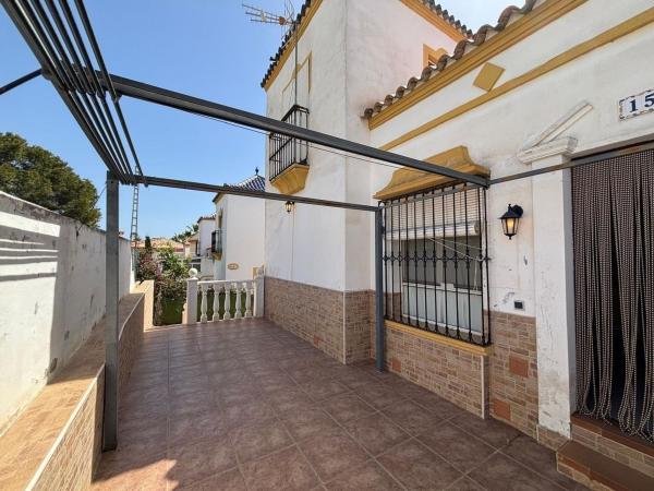 Casa o chalet independiente en Los Balcones - Los Altos del Edén, Torrevieja photo 4