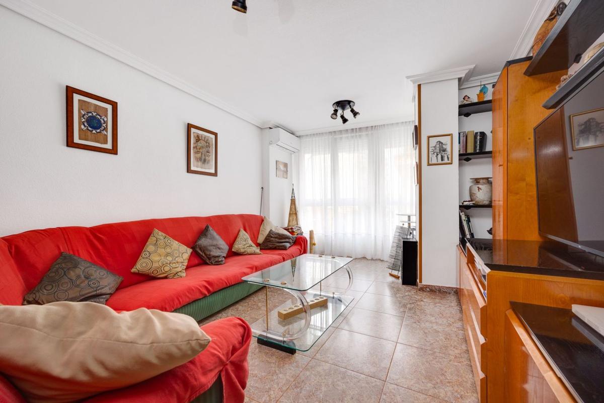 Sale of apartment in Piso en CL Jose Martinez Ruiz-azorin, Centro - Muelle Pesquero, Torrevieja, Torrevieja
photo 5