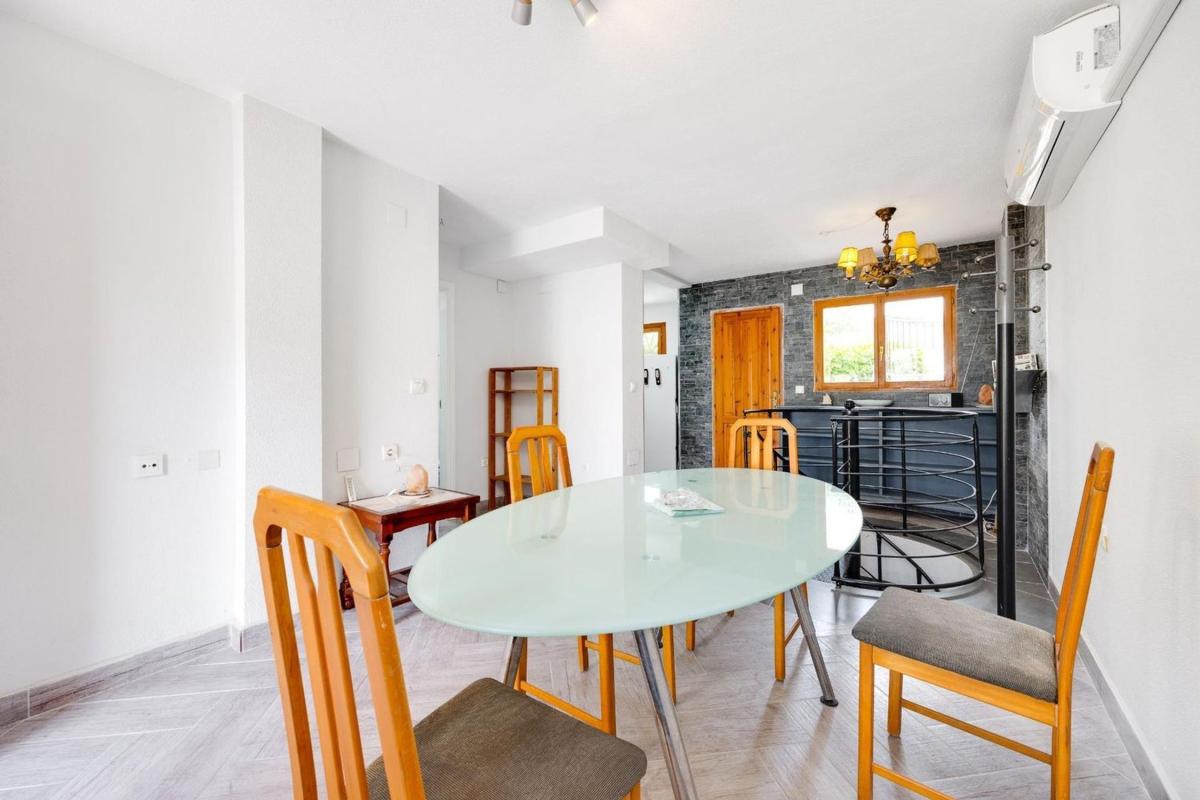 Недвижимость на продажу и в аренду в Испании photo 5