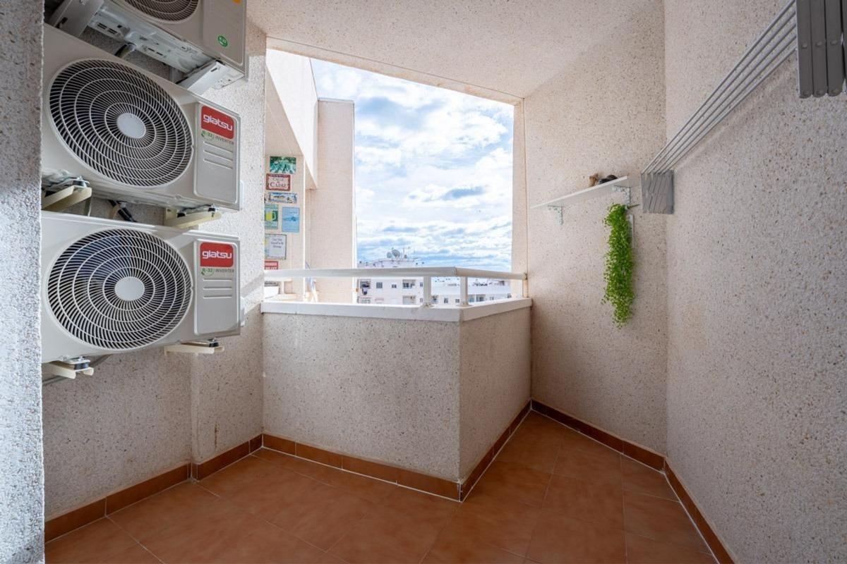 Sale of apartment in Piso en El Molino, Torrevieja, Torrevieja
photo 1