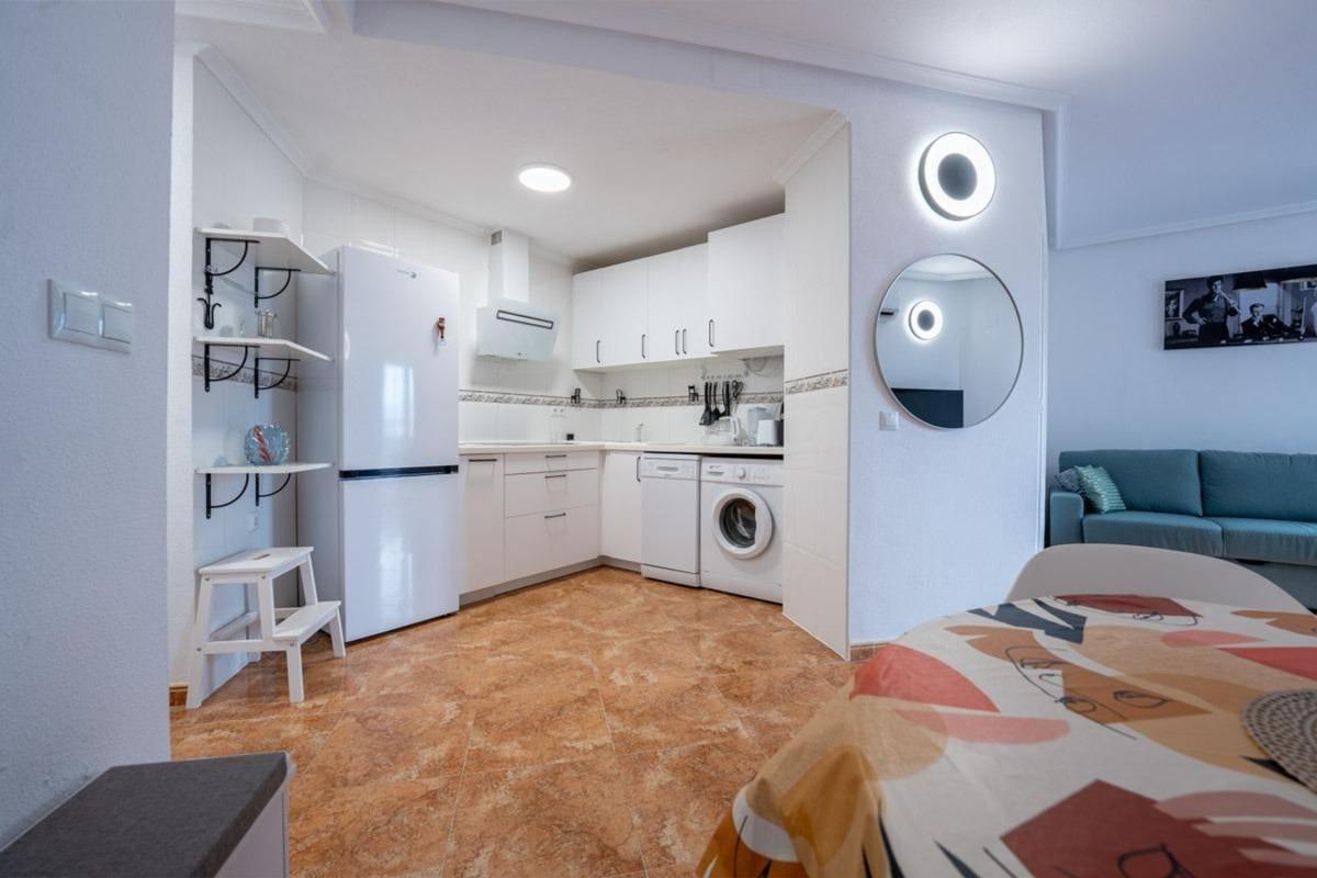 Sale of apartment in Piso en El Molino, Torrevieja, Torrevieja
photo 5