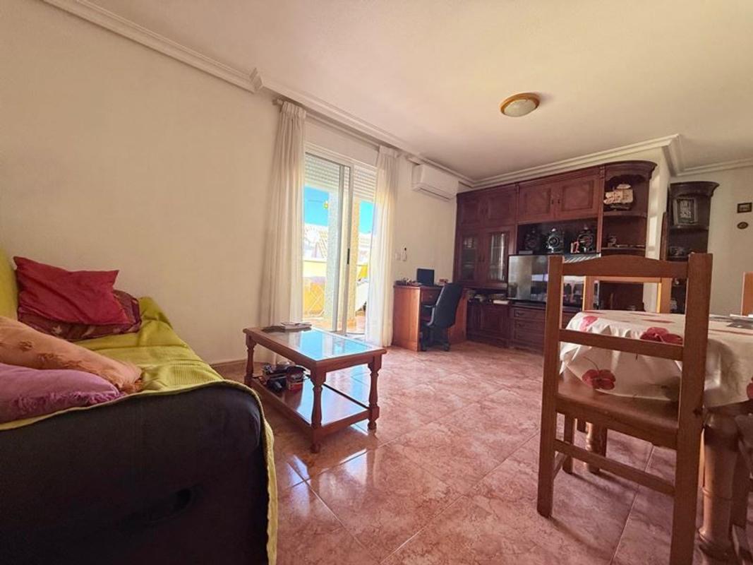 Sale of apartment in Piso en Calle Bilbao, Parque de las Naciones, Torrevieja, Torrevieja
photo 5