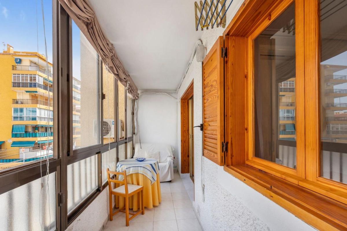 Venta de piso en Piso en Avenida Suiza, Los Europeos, Torrevieja, Torrevieja
 photo 5