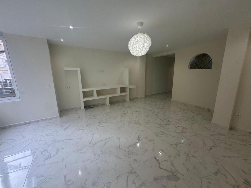 Sale of apartment in Piso en Centro - Muelle Pesquero, Torrevieja, Torrevieja
photo 1