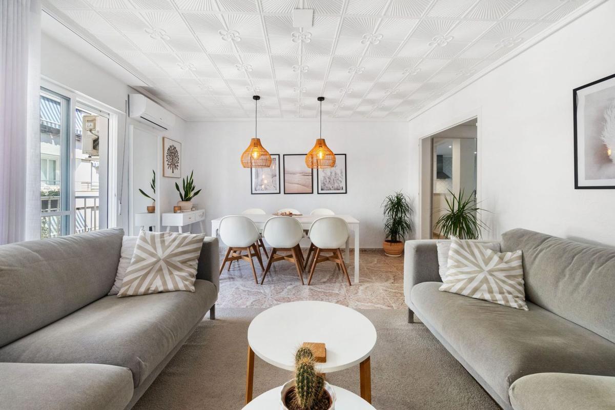 Продажа квартиры на Piso en Calle Ramón Gallud, 192, Playa del Cura, Torrevieja, Торревьеха
photo 1