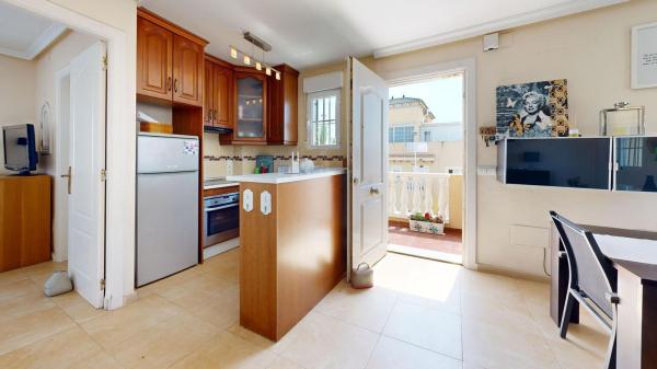 Casa o chalet independiente en Calle Doctor Waksman, Zona los Frutales, Torrevieja photo 4