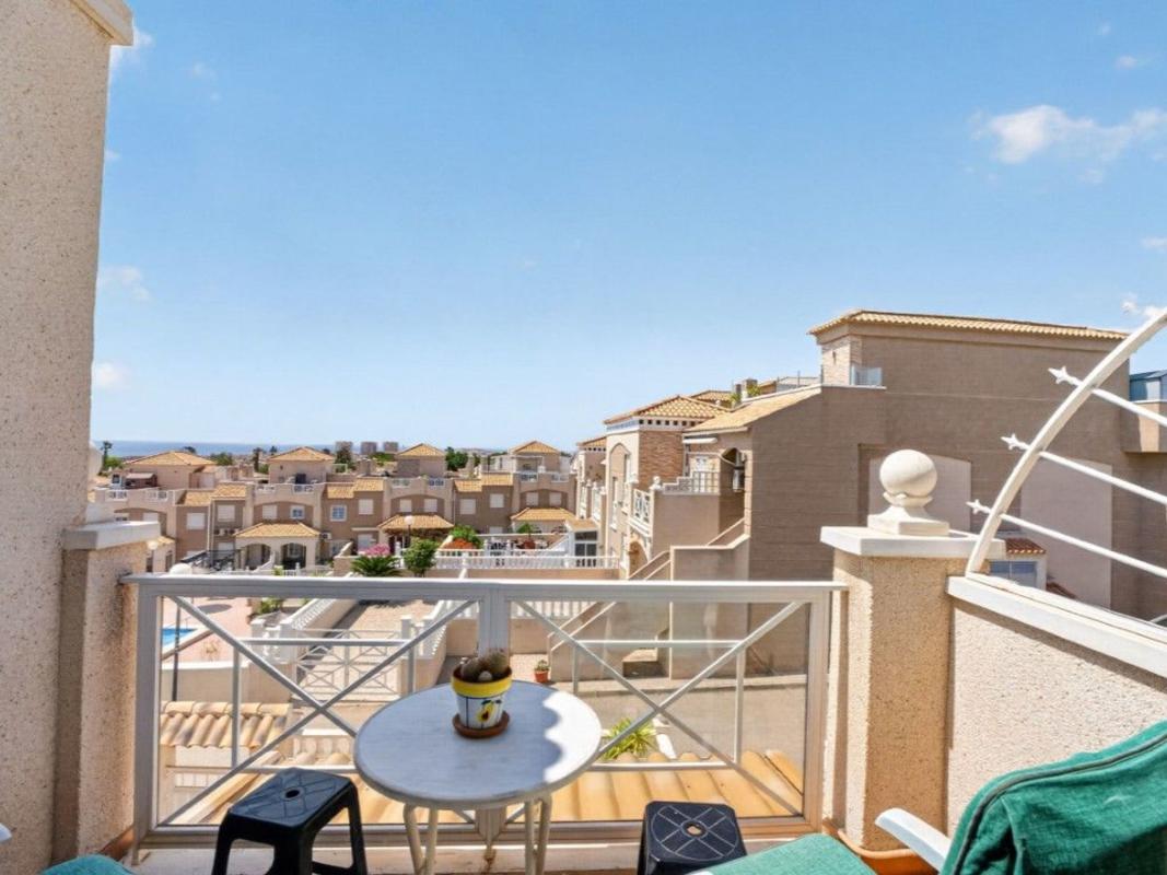 Продажа квартиры на Piso en Urbanizacion Casa Peinao II, Aguas Nuevas, Torrevieja, Торревьеха
 photo 3
