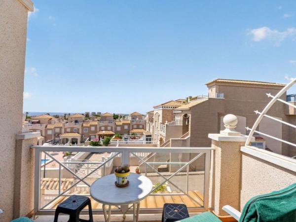 Продажа квартиры на Piso en Urbanizacion Casa Peinao II, Aguas Nuevas, Torrevieja, Торревьеха
 photo 3