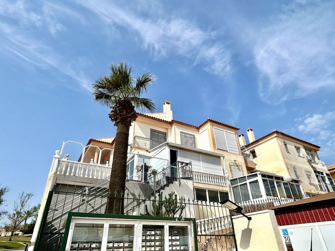 Venta de piso en Piso en Calle la Sagra, Los Balcones - Los Altos del Edén, Torrevieja, Torrevieja
photo 2