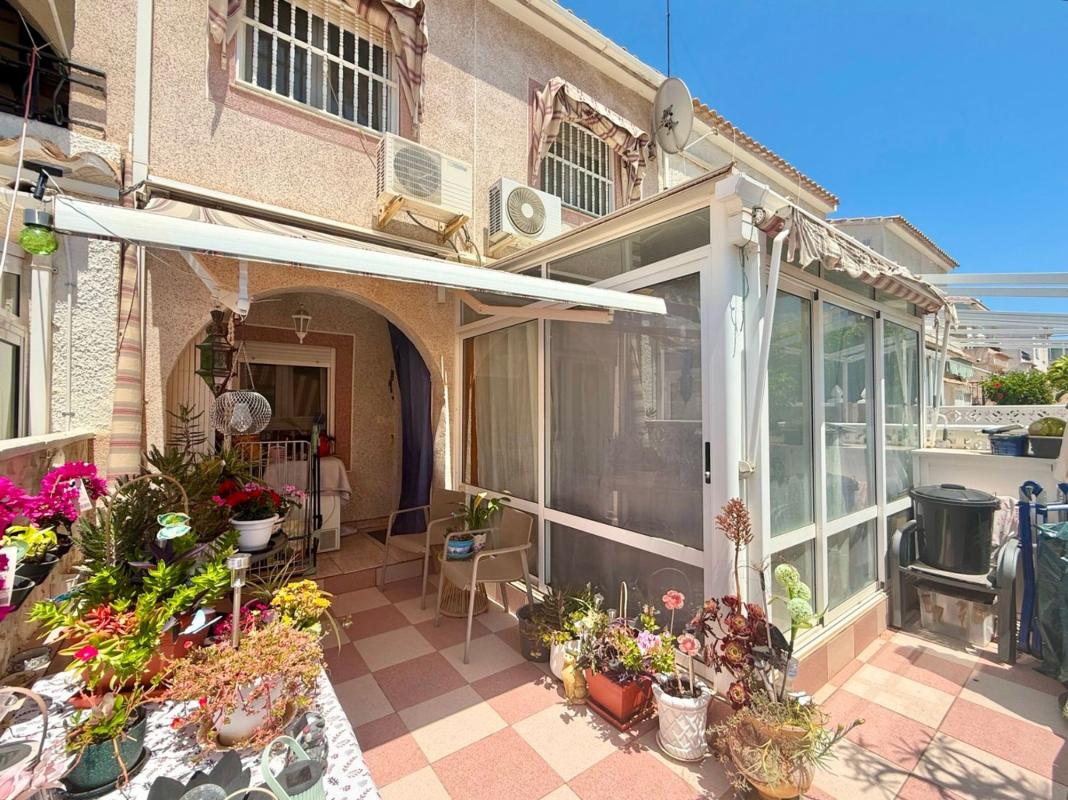 Propiedades en venta y alquiler en España photo 2