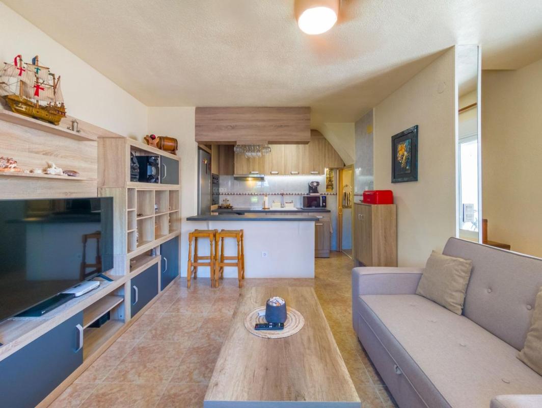 Properties for sale and rent in Spain photo 5