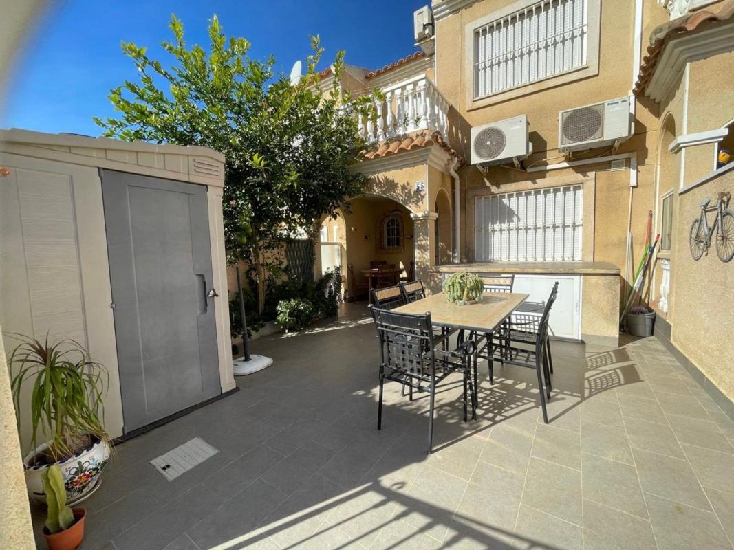 Продажа квартиры на Piso en Avenida de la Mancha, Aguas Nuevas, Torrevieja, Торревьеха
photo 2