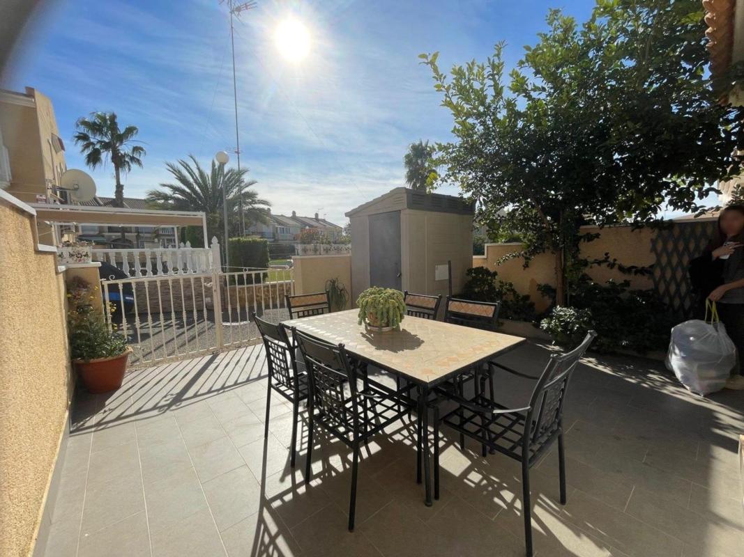 Продажа квартиры на Piso en Avenida de la Mancha, Aguas Nuevas, Torrevieja, Торревьеха
photo 3