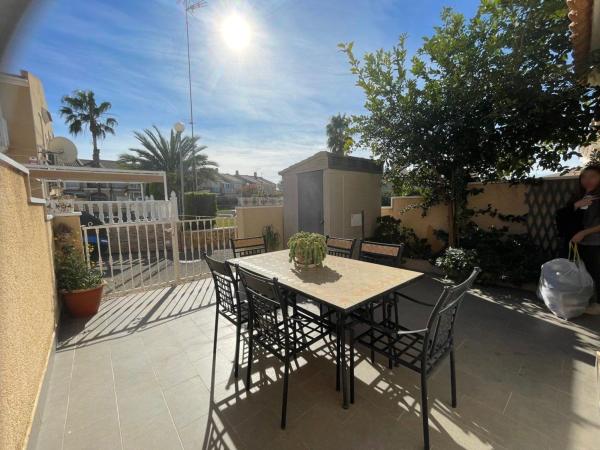 Продажа квартиры на Piso en Avenida de la Mancha, Aguas Nuevas, Torrevieja, Торревьеха
 photo 3