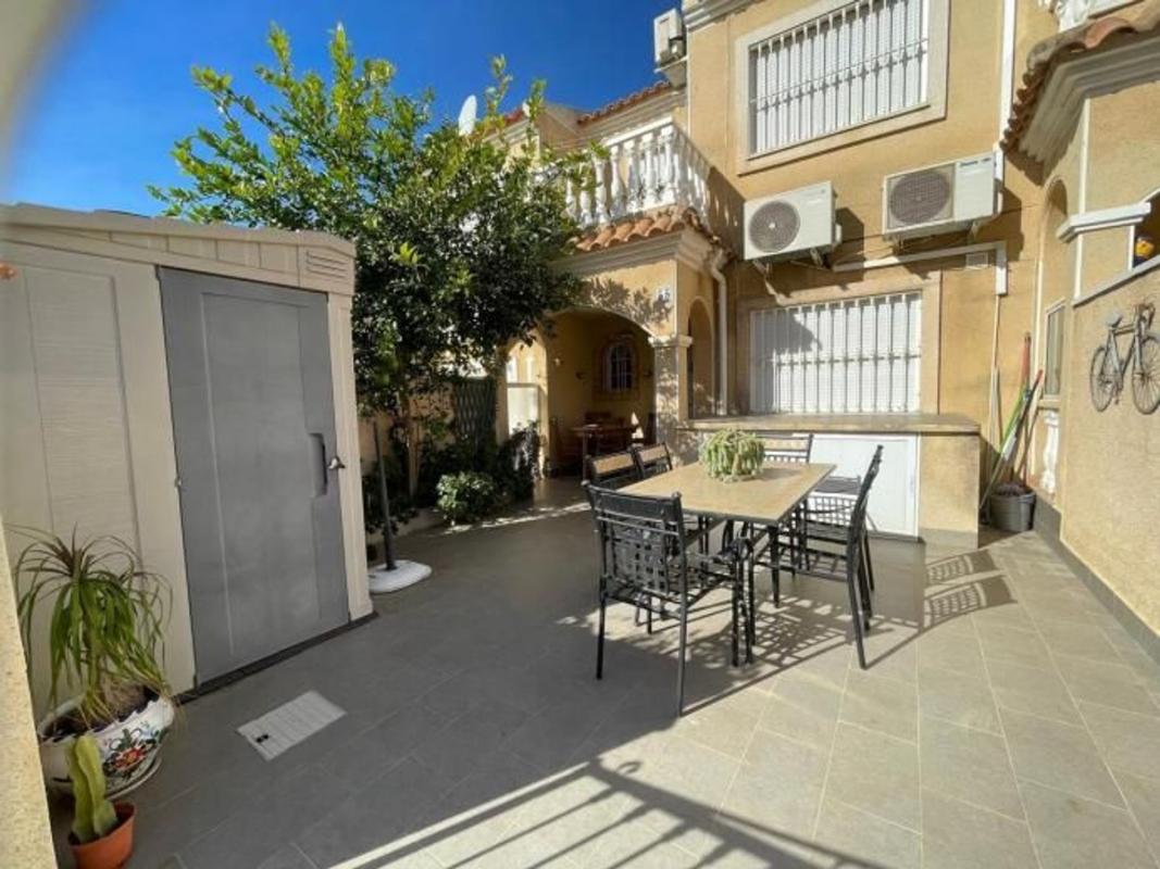 Продажа отдельного шале в Casa o chalet en Avenida de la Mancha, Aguas Nuevas, Torrevieja, Торревьеха photo 4