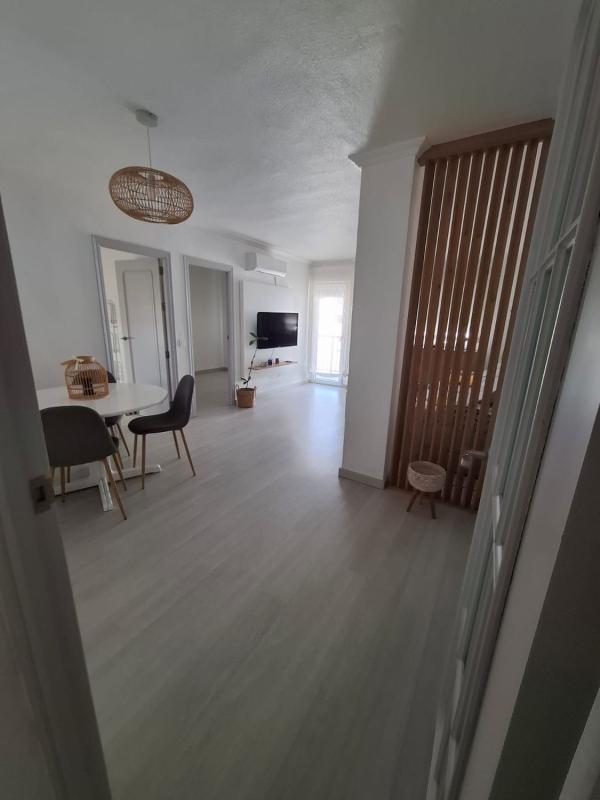 Venta de piso en Piso en Calle de Pedro Lorca, 42, Las Piscinas Naturales, Torrevieja, Torrevieja
 photo 2