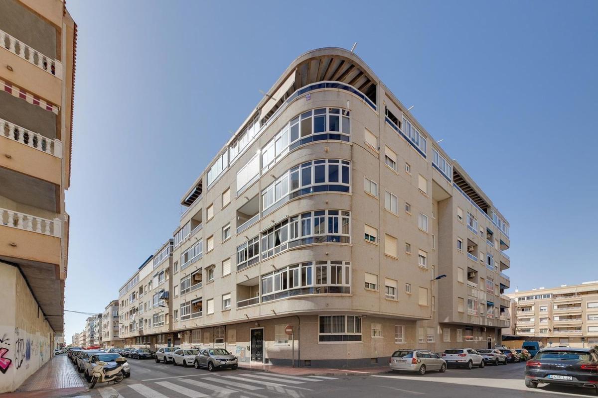 Sprzedaż mieszkania w Piso en Antonio Machado, Torrevieja, Torrevieja
photo 2