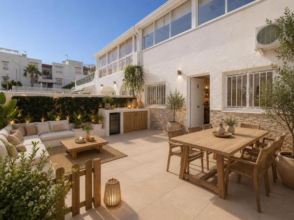 Casa o chalet independiente en Calle Ciudad Real, Cabo Cervera, Torrevieja photo 1