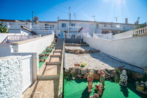 Chalet pareado en Avenida de Torrevieja, 99, Los Balcones - Los Altos del Edén, Torrevieja photo 1