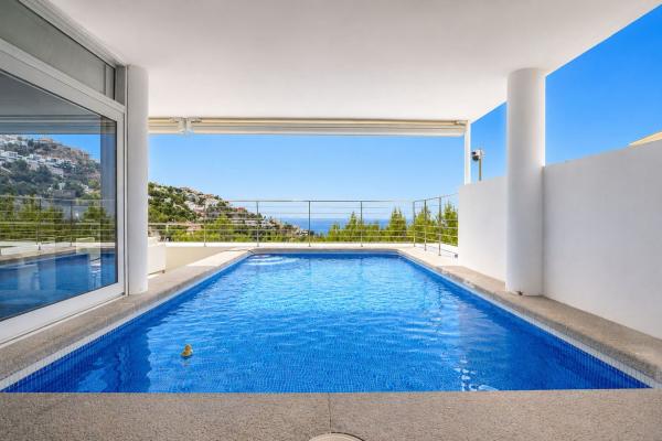 Chalet pareado en Calle Dinamarca, Altea Hills, Altea thumbnail 1