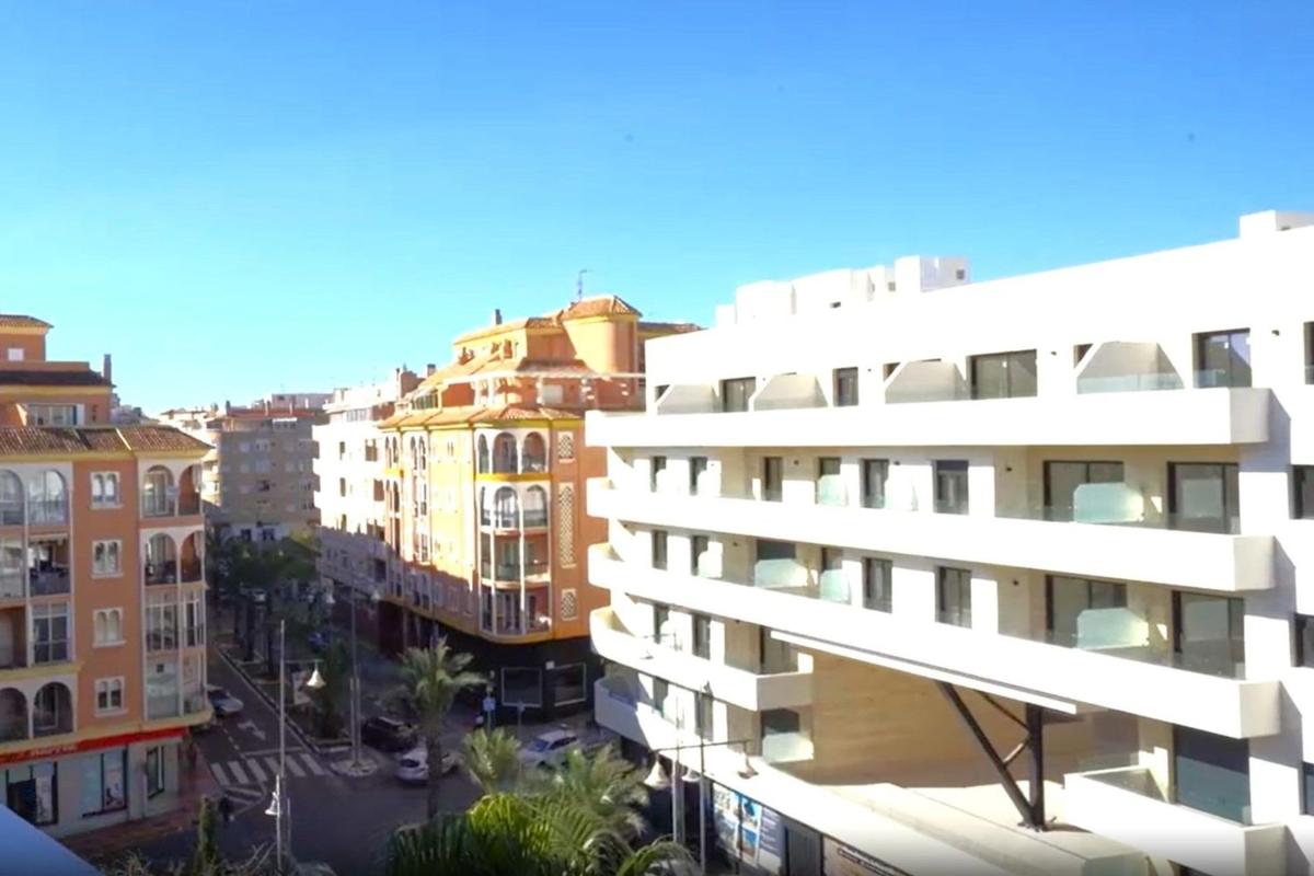 Sprzedaż poddasza w  Ático en Calle Vicente Blasco Ibáñez, 152, Playa del Cura, Torrevieja, Torrevieja photo 3