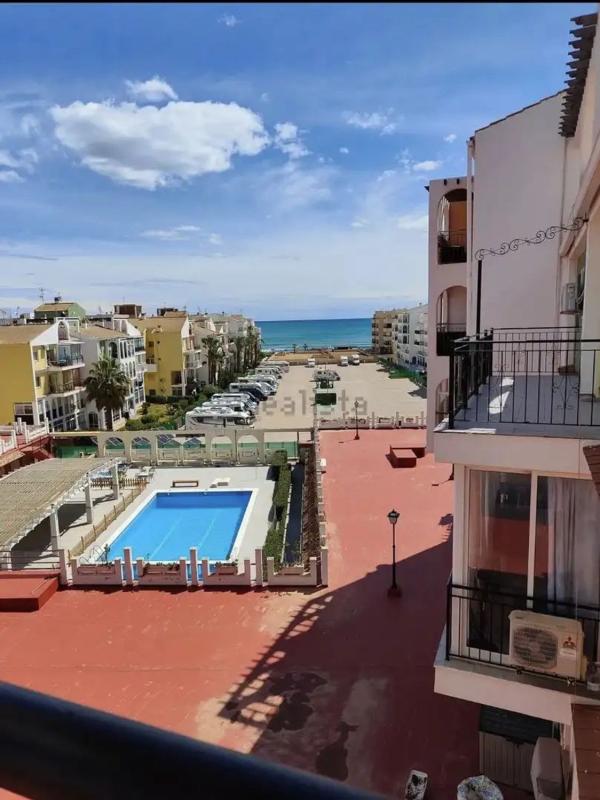 Venta de piso en Piso en Avenida Don Juan de Austria, La Veleta, Torrevieja, Torrevieja
photo 1