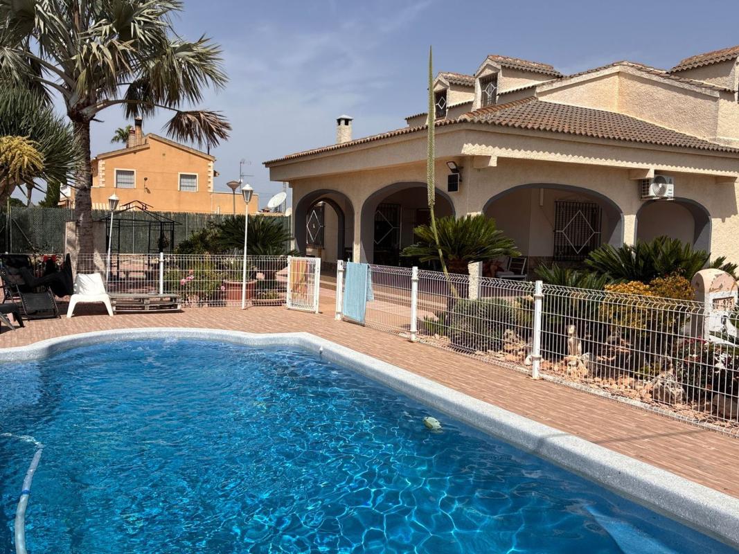 Properties for sale and rent in Spain photo 1
