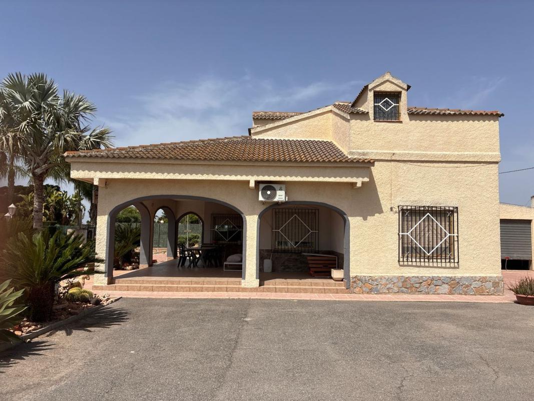 Properties for sale and rent in Spain photo 2