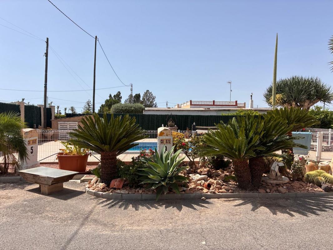 Properties for sale and rent in Spain photo 4