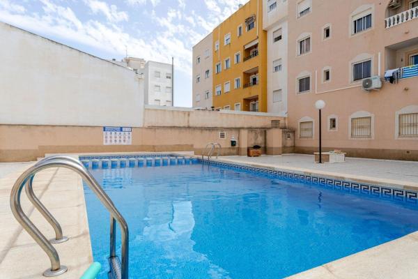 Sprzedaż mieszkania w Piso en Rambla Juan Mateo García, El Molino, Torrevieja, Torrevieja
photo 1