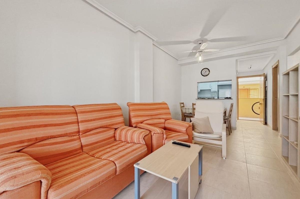 Sale of apartment in Piso en Via Ronda, Torreblanca, Torrevieja, Torrevieja
 photo 4