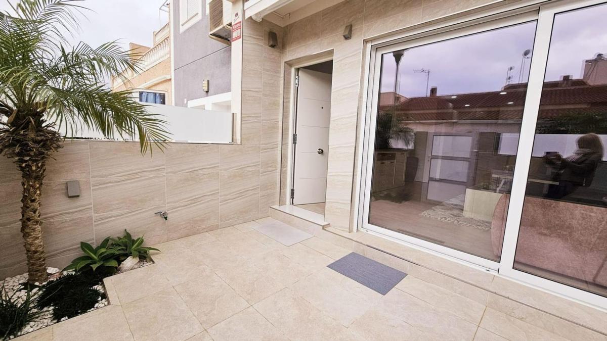 Duplex sale in Dúplex en La Siesta - El Salado - Torreta, Torrevieja, Torrevieja photo 3
