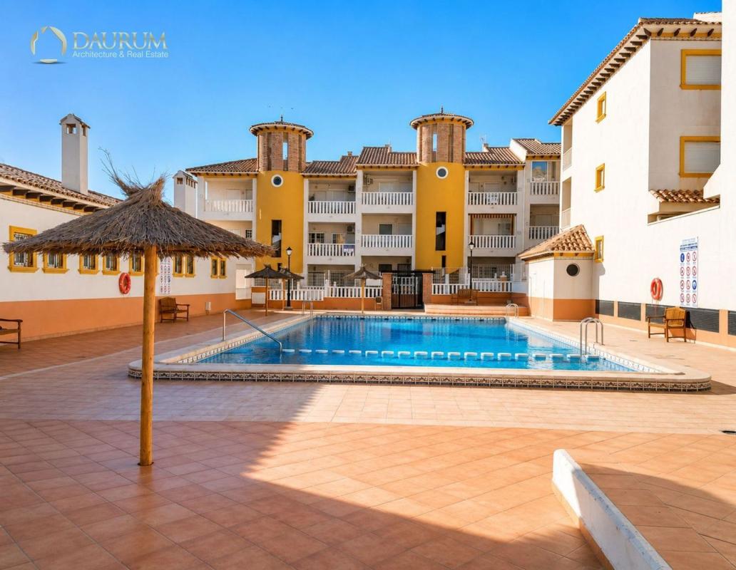 Sale of apartment in Piso en Calle Austria, La Marina, Elche / Elx, Elche / Elx
 photo 2