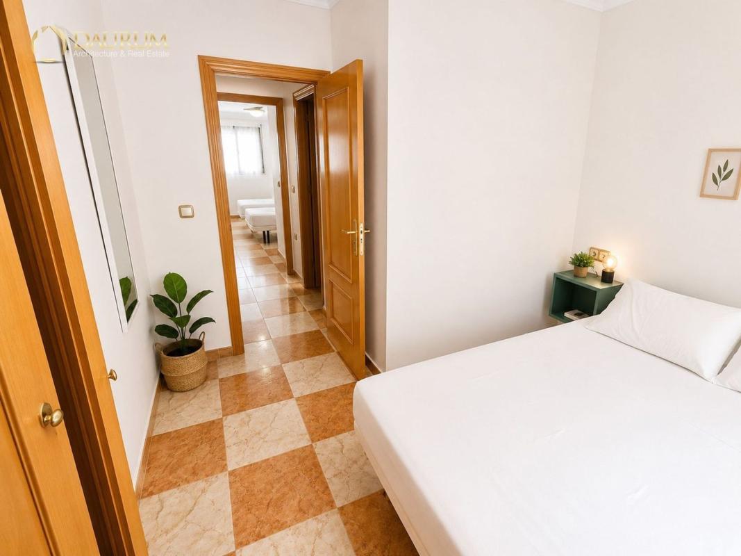 Sale of apartment in Piso en Calle Austria, La Marina, Elche / Elx, Elche / Elx
 photo 5