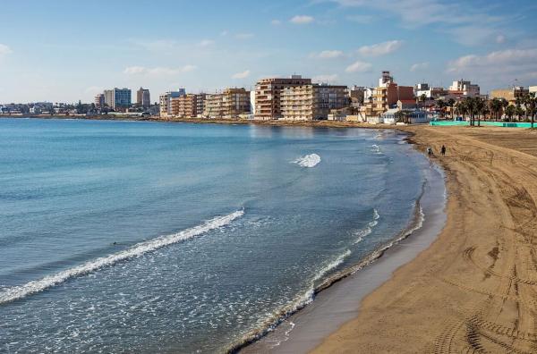 Venta de piso en Piso en Avenida Desiderio Rodríguez, 2, Playa de los Náufragos, Torrevieja, Torrevieja
photo 1