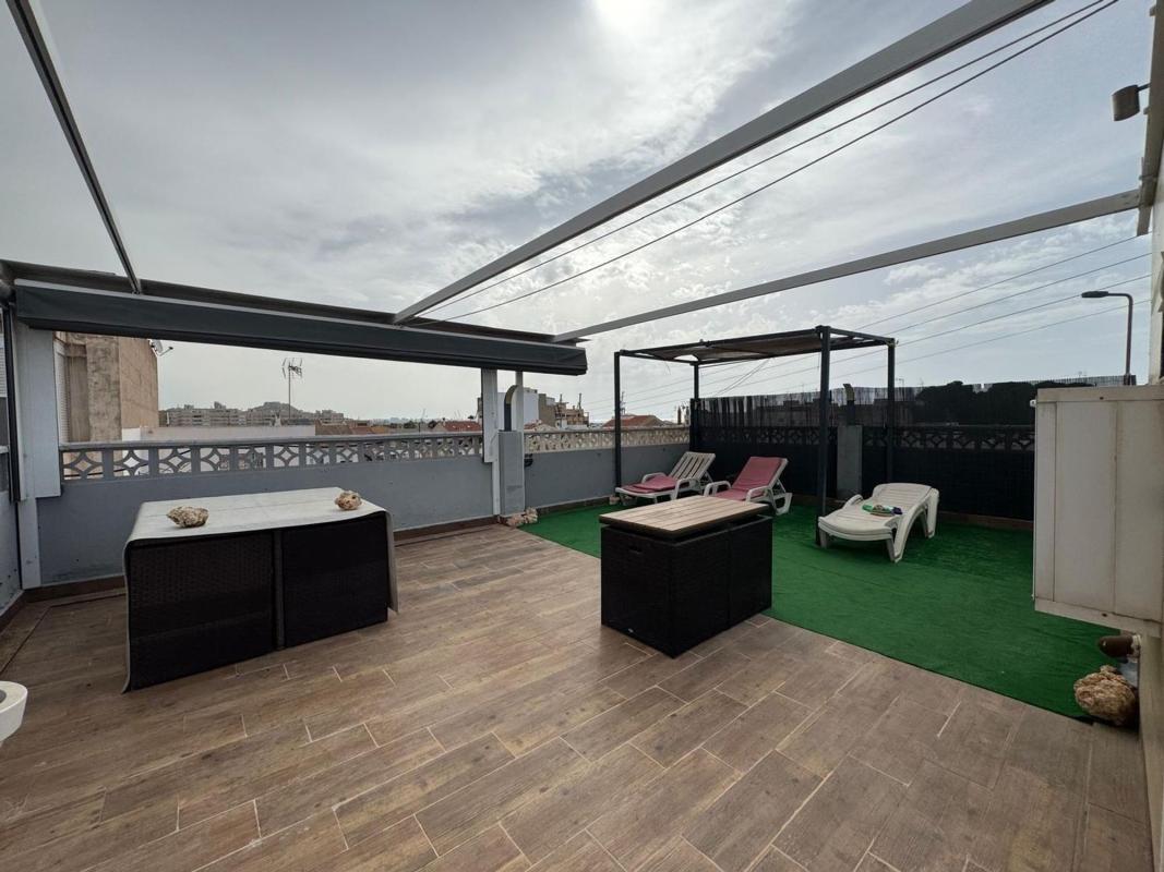 Sale of apartment in Piso en Calle Porvenir del Obrero, San Gabriel, Alicante / Alacant, Alicante
photo 3