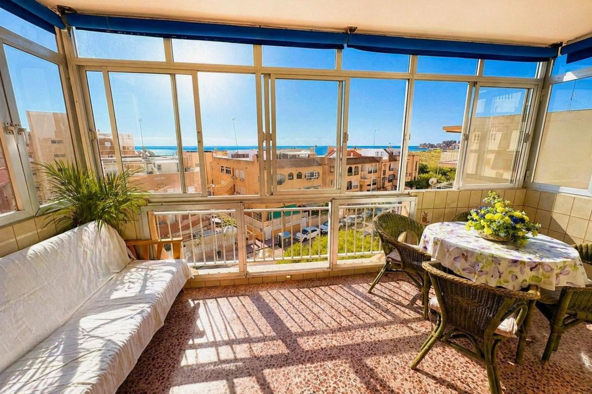 Продажа квартиры на Piso en Los Europeos, Torrevieja, Торревьеха
 photo 2