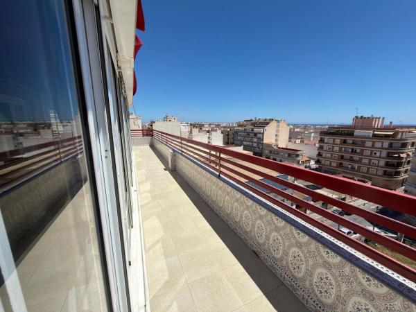 Mansarda na sprzedaż w Ático en Calle Joaquín Chapaprieta, 141, El Molino, Torrevieja, Torrevieja photo 1
