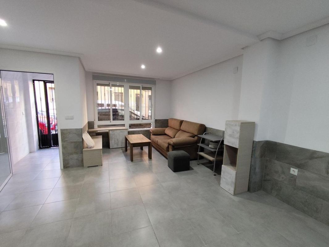 Venta de piso en Piso en Calle Antonio Gomis Vicente, Carrús Este, Elche / Elx, Elche / Elx
photo 1
