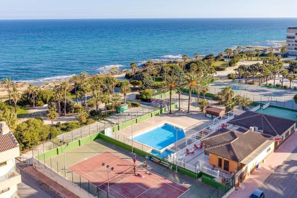 Продажа квартиры на Piso en Paseo de la Brisa, 4, Cabo Cervera, Torrevieja, Торревьеха
 photo 1