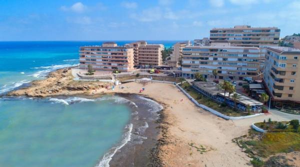 Продажа квартиры на Piso en Calle del Cabo, Cabo Cervera, Torrevieja, Торревьеха
 photo 1
