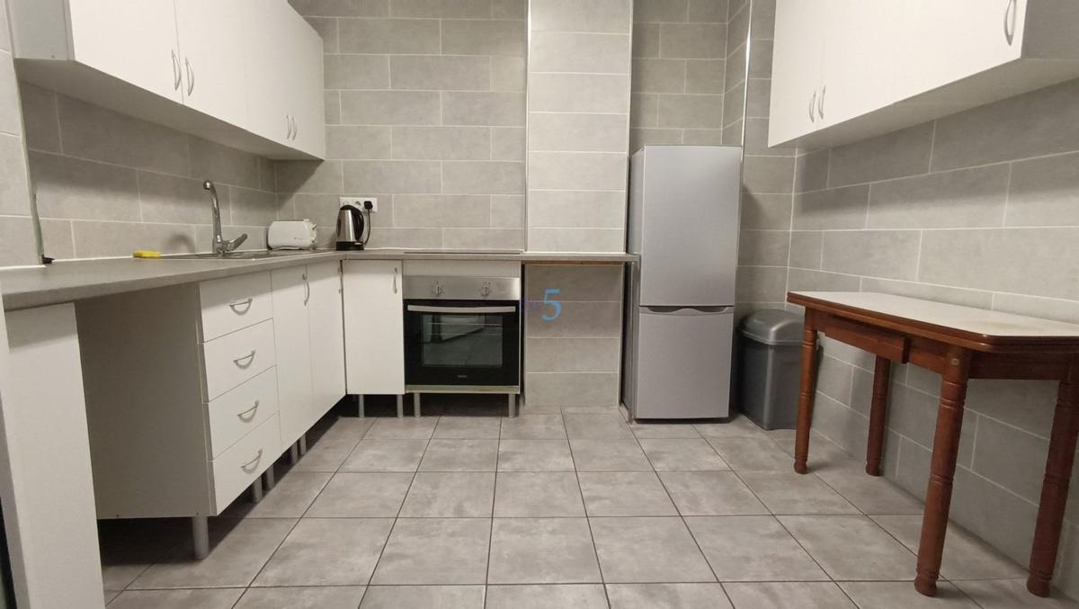 Venta de piso en Piso en Antonio Machado, Torrevieja, Torrevieja
 photo 3