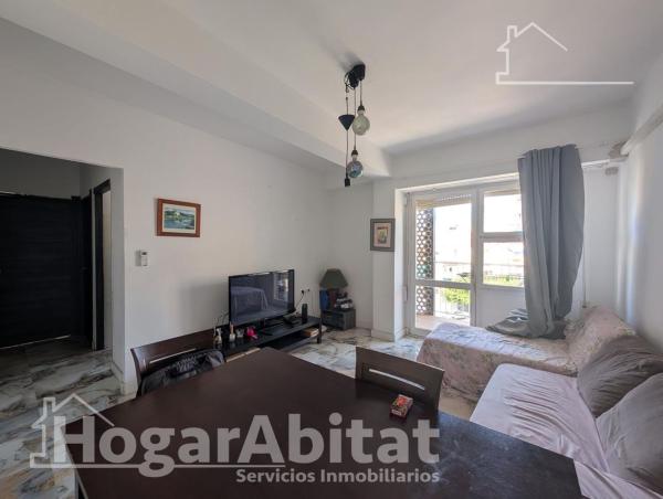 Sale of flat in Piso en Calle Turina, Plà del Bon Repòs-La Goteta, Alicante / Alacant, Alicante
thumbnail 2